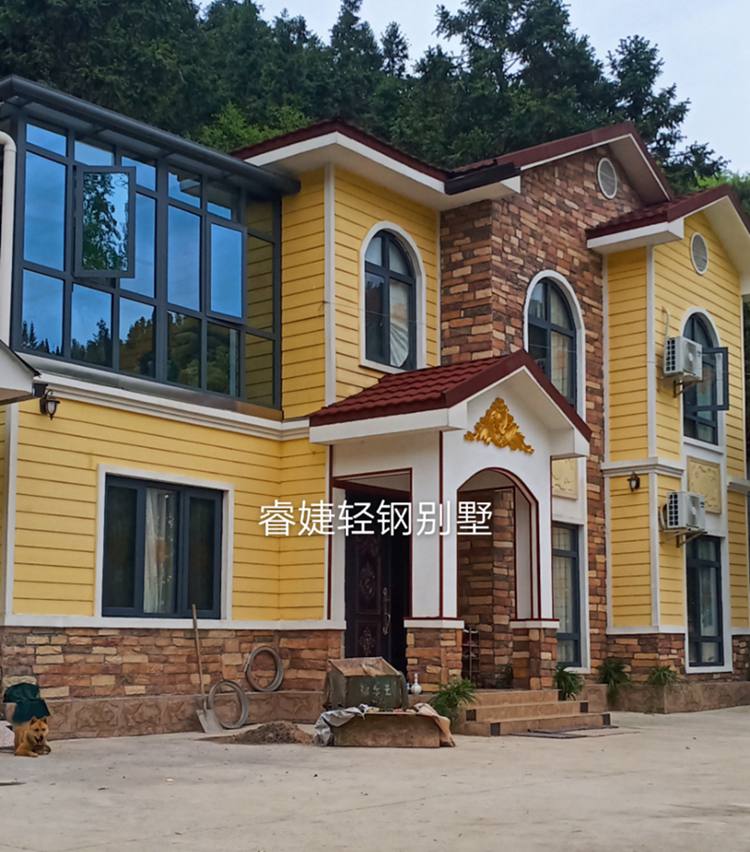 輕鋼別墅用的都是什么材料?(圖1) 睿婕輕鋼別墅