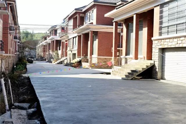 新聞報道 |住上輕鋼科技房的村民,來聽5年后他們的真實感受!(圖2) 睿婕輕鋼別墅