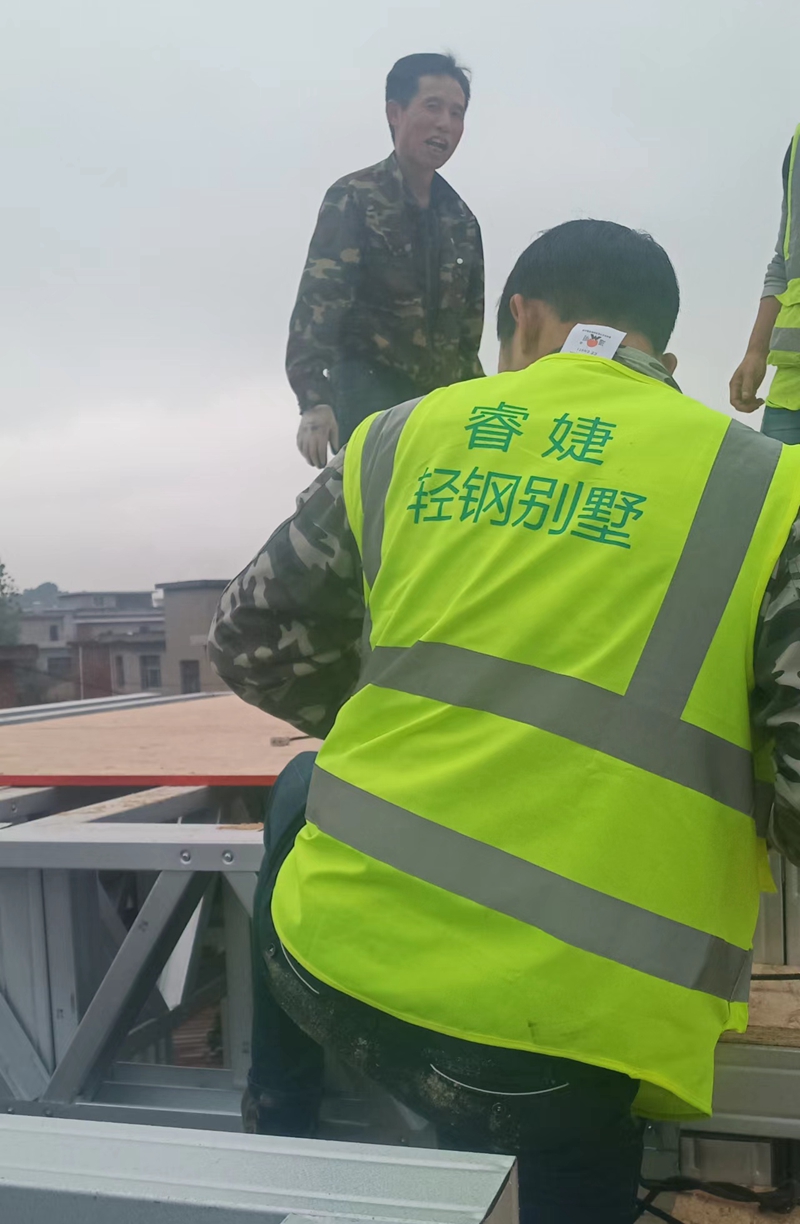 輕鋼別墅的造價(jià)多少一平米?(圖2) 輕鋼別墅的造價(jià)多少一平米?(圖2)