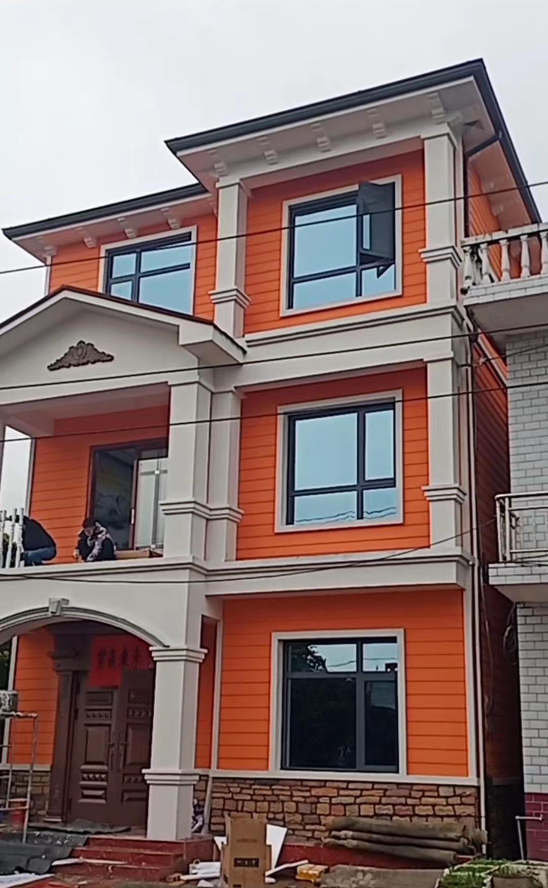 輕鋼別墅的外裝修一般用什么材料?(圖2) 輕鋼別墅的外裝修一般用什么材料?(圖2)